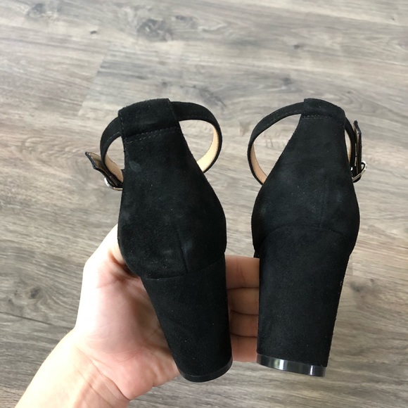 Antonio Melani Black Sandals - Picture 7 of 8